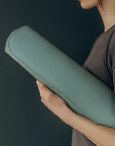 pexels-mikhail-nilov-6740741